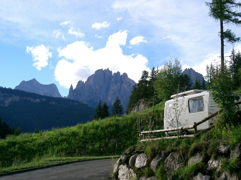 Alpen - Italien August 2004 086 Campingplatz Dolomiten